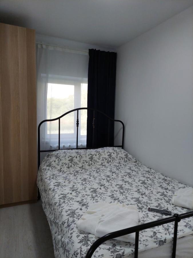 Vila De Pe Lac Amara Extérieur photo